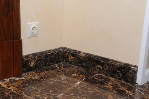 Чем приклеить пластик к керамической плитке. Как правильно приклеить 04