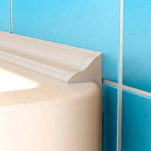 Как приклеить самоклеющийся уголок на ванну. Пластиковый бордюр для ванной: установка + фото